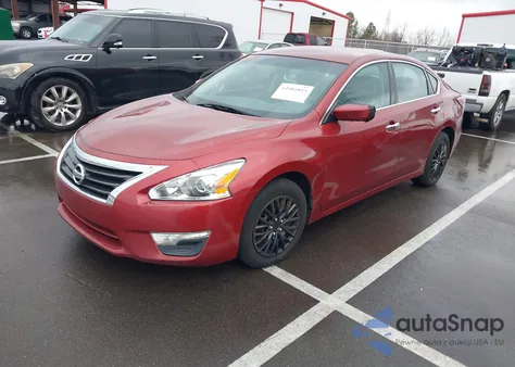 2015 Nissan Altima 2.5/2.5 S/2.5 Sl/2.5 Sv из США, поврежденный, VIN 1N4AL3AP7FN893729